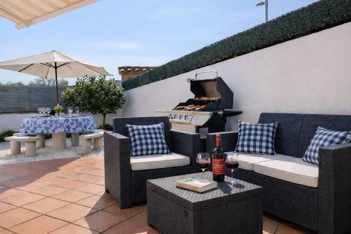 Chalet für 6 Personen, mit Terrasse und Garten, mit Haustier in Roses