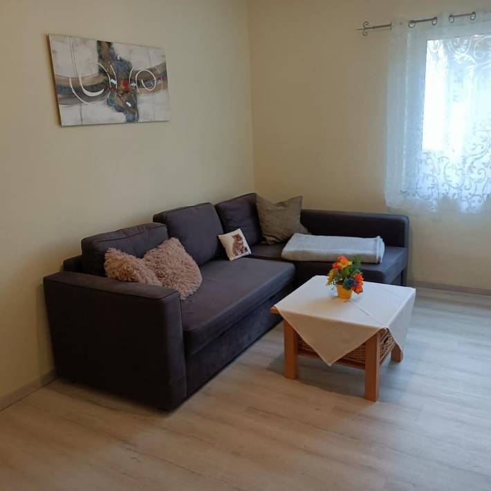 Ferienwohnung für 3 Personen, mit Garten und Ausblick in Barby