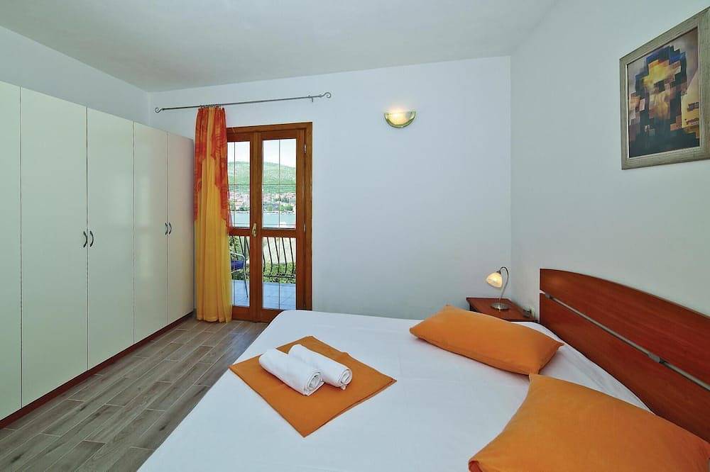 Cały apartament, 2-pokojowe, piękne mieszkanie w. in Trogir, Čiovo