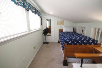 Log Cabin for 8 People in Lake of the Ozarks, Ozark Mountains, Photo 4