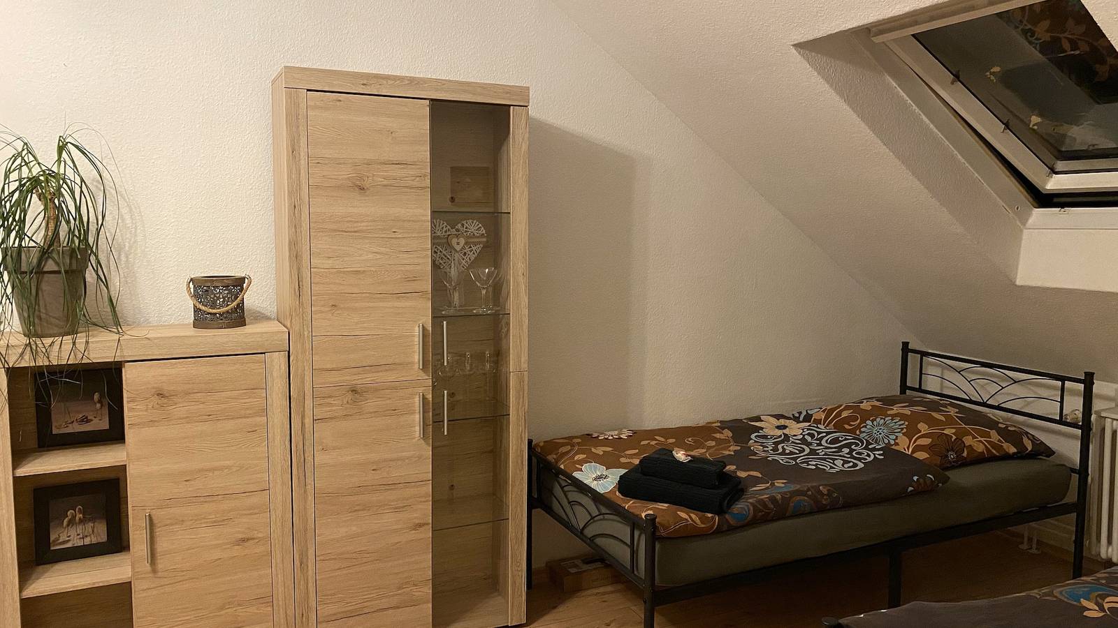 Ganze Wohnung, Ferienwohnung 'Nahe Galopprennbahn' mit Wlan in Iffezheim, Nordschwarzwald