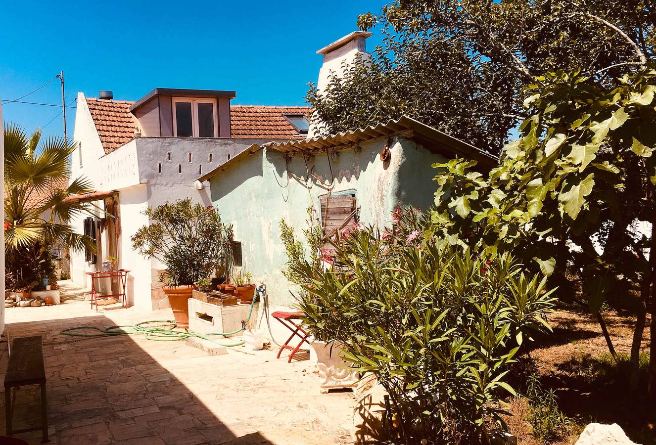 Casa Cao Verde Peaceful Country Retreat with Garden Bbq and Sea Nearby in São Bartolomeu dos Galegos, Lissabon Distrikt