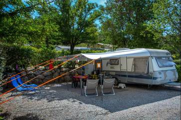Camping pour 5 Personnes dans Gréoux-les-Bains, Parc naturel régional du Verdon, Photo 1