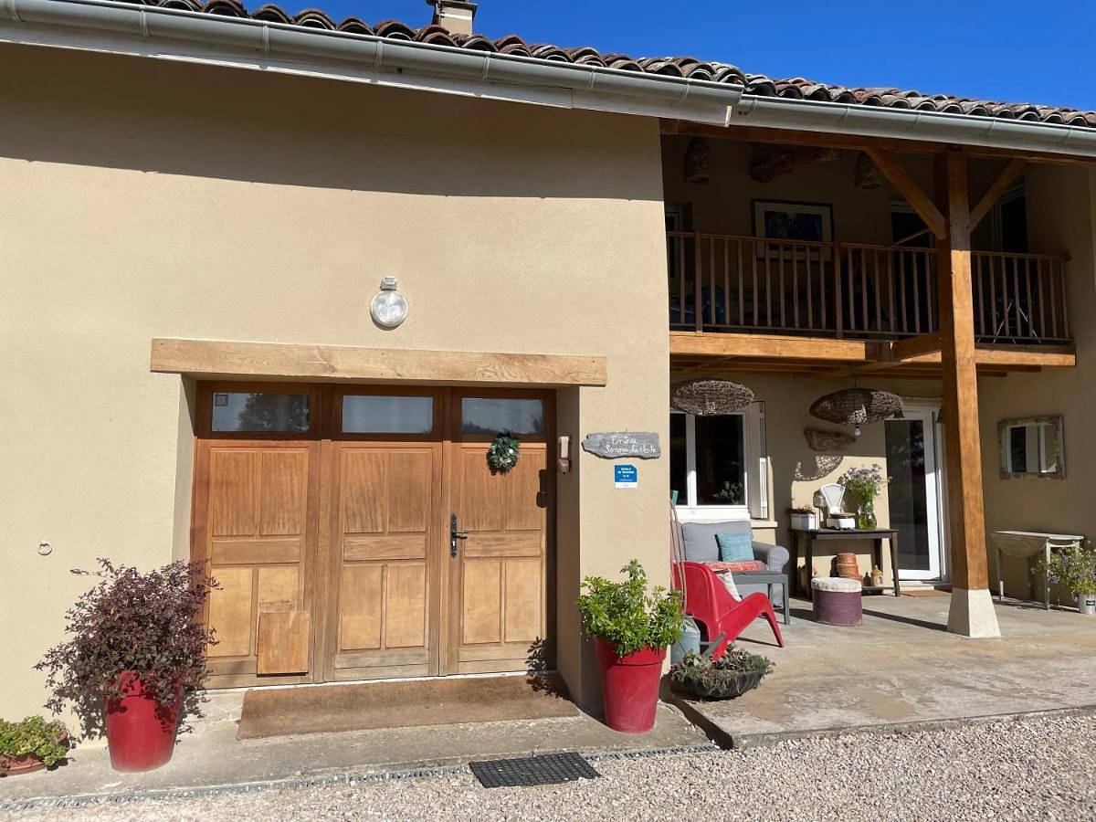 Appartement de vacances entier, Le clos du chêne - Chambres dans maison Bressane à Saint Trivier sur Moignans in Saint-Trivier-sur-Moignans, Région de Bourg-en-Bresse