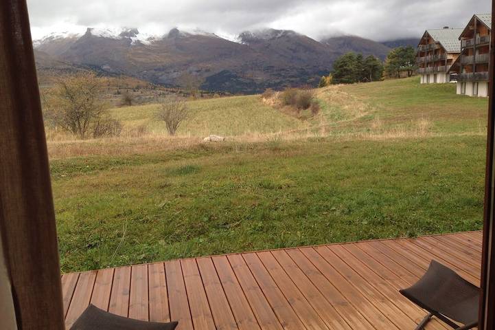 Entire apartment, Apartment 6/7 pers. Rental from Sunday to Sunday in La Joue du Loup, Le Dévoluy