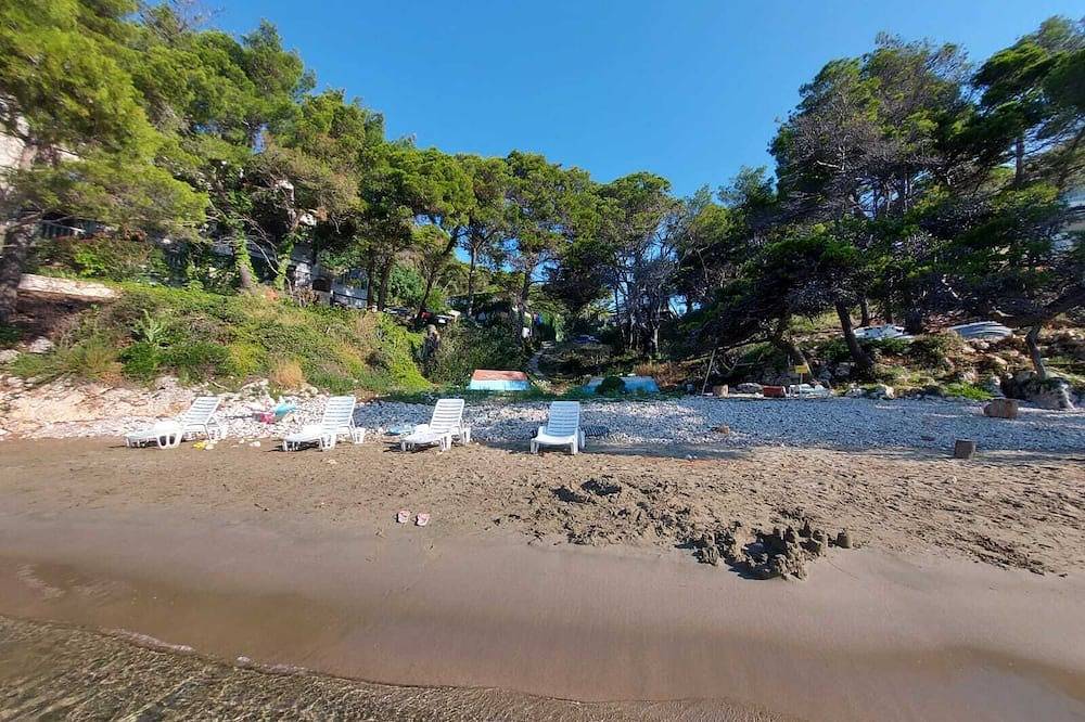 Geheel appartement, Amazing beachfront apartment with balcony and wifi in Mljet