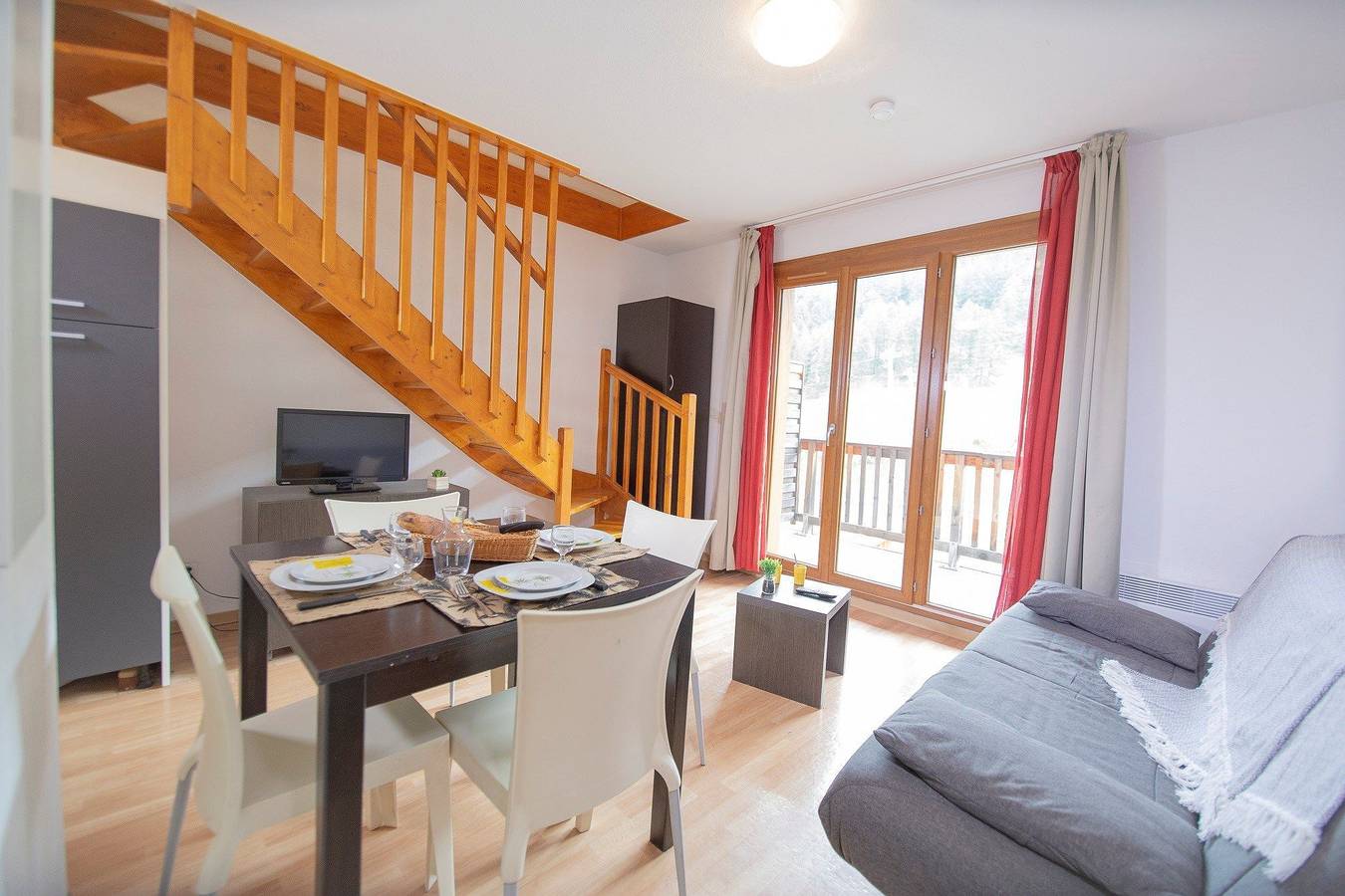Appartement entier, Appartement de vacances pour 6 personnes avec balcon in Les Orres, Parc national des Écrins