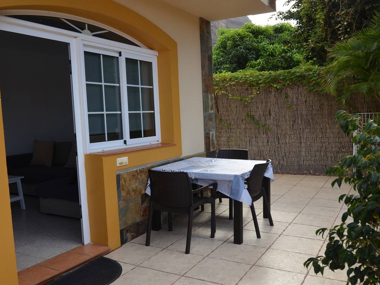 Appartement entier, Charmant appartement à Valle Gran Rey avec terrasse et Wifi in Valle Gran Rey, La Gomera