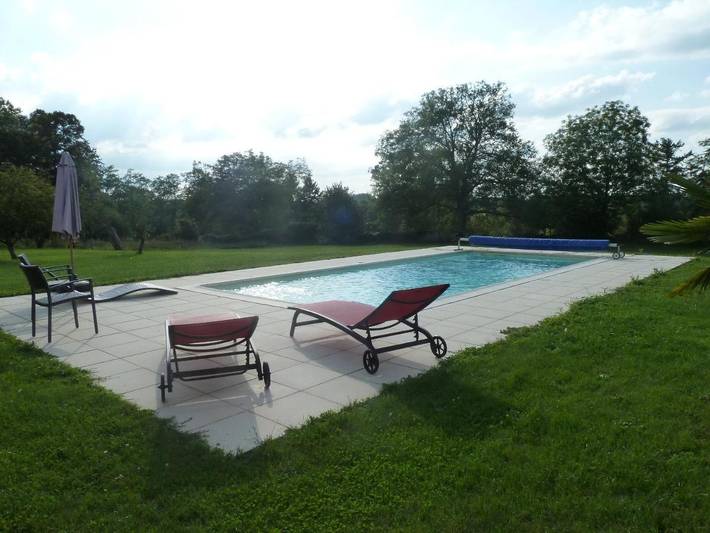 Chambre d’hôte pour 6 personnes, avec terrasse ainsi que jardin et piscine dans Allier - 4