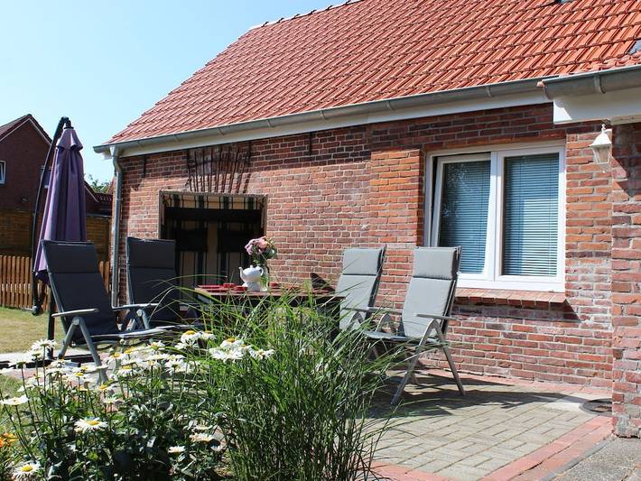 Ferienhaus für 2 Personen, mit Terrasse und Garten in Großheide - 2