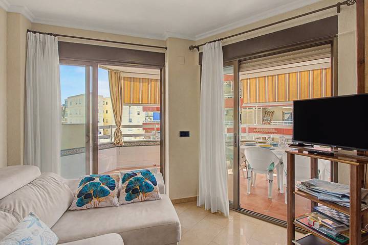 Ganze Wohnung, Casa Dolo · Erste Strandlinie mit Pool, Aufzug und WLAN in Playa de Tavernes de la Valldigna, Tavernes de la Valldigna