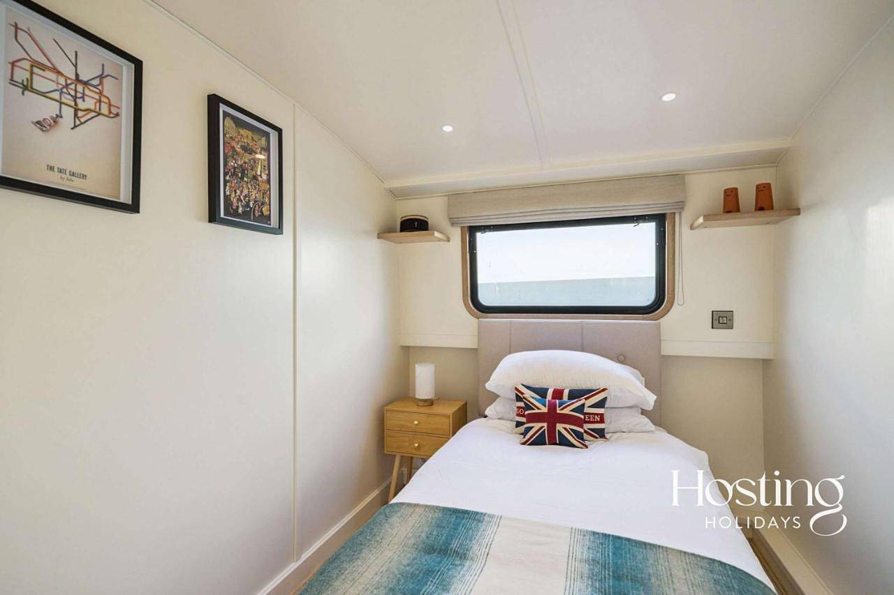 Holiday Home in Tower Hamlets, London