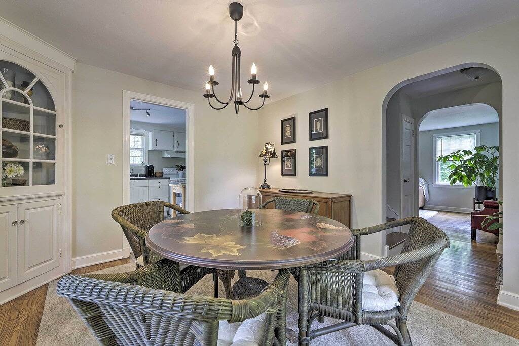 Neu! Historischer Cape Cod Rückzug nahe im Stadtzentrum gelegenem Essex in Essex Village, Connecticut