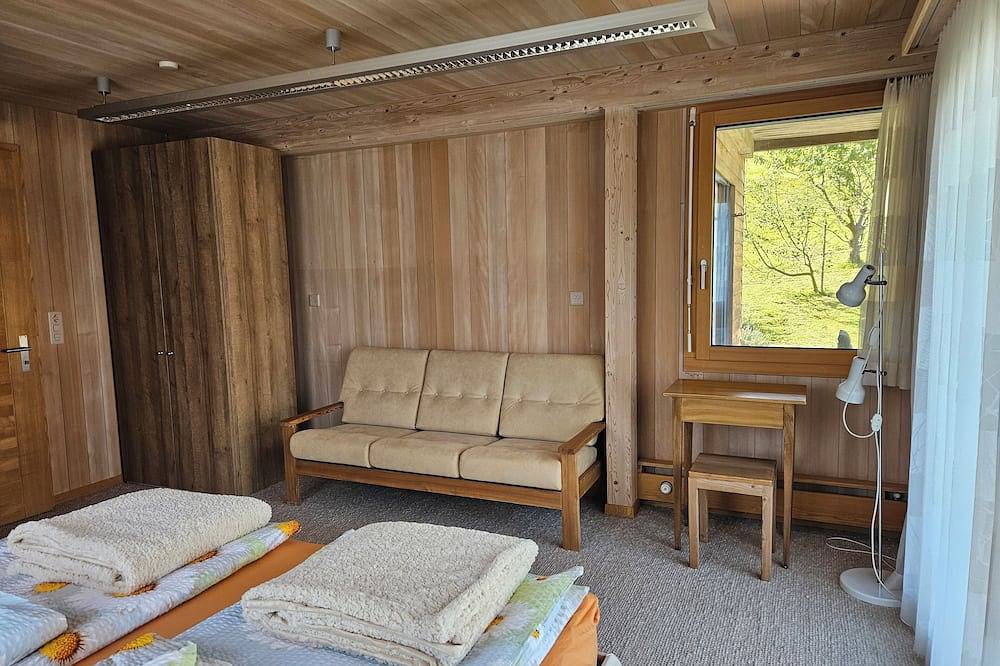 Ganze Wohnung, Apartment Edelweiss – atemberaubende See- und Bergsicht, ruhig, sonnig, Terrasse in Treib, Seelisberg