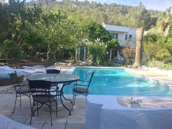 Casa de huéspuedes para 2 personas, con jardín y vistas además de piscina y vistas al lago - 1