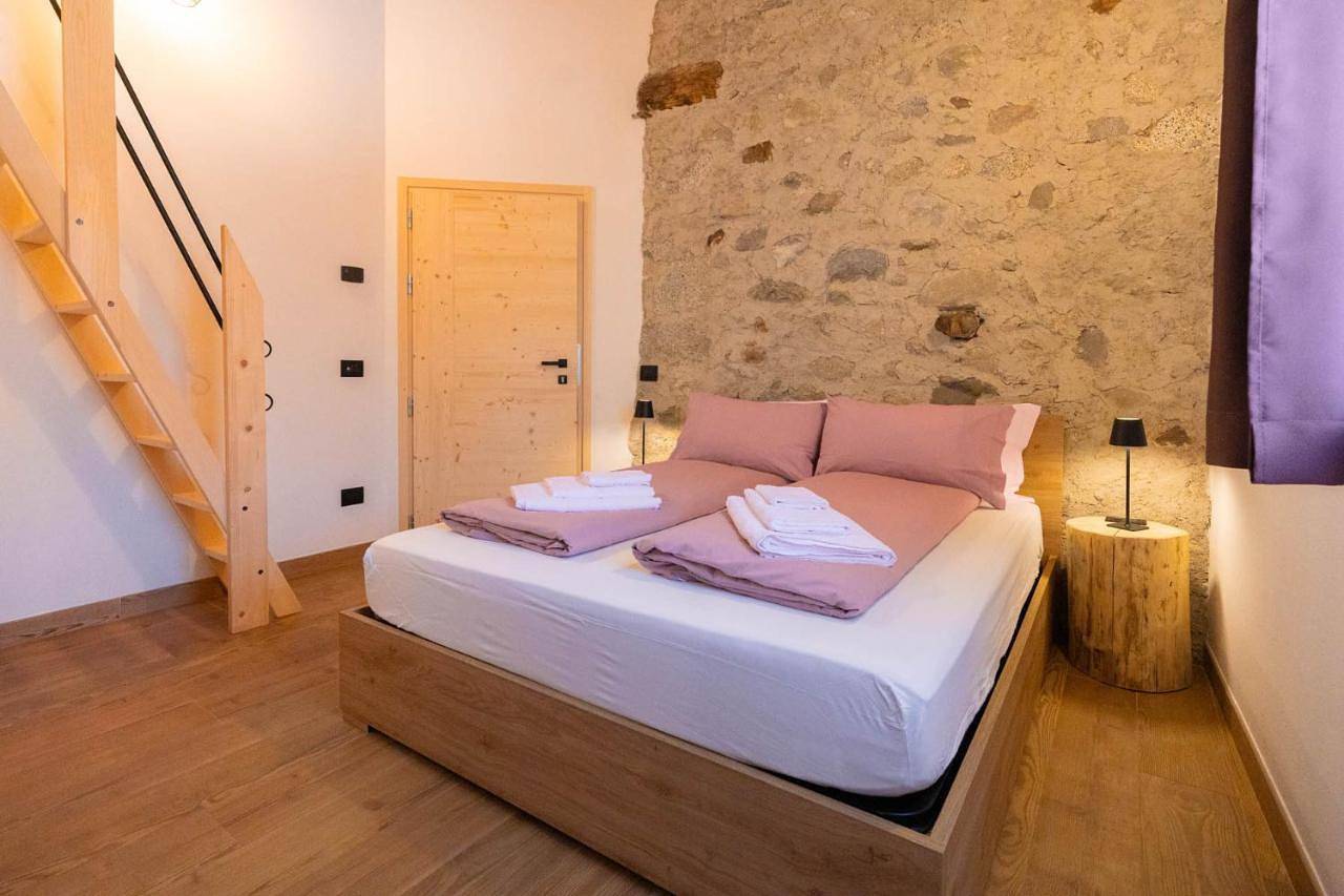 Country Life Chalet in Tione di Trento, Alpi dell'Adamello e della Presanella