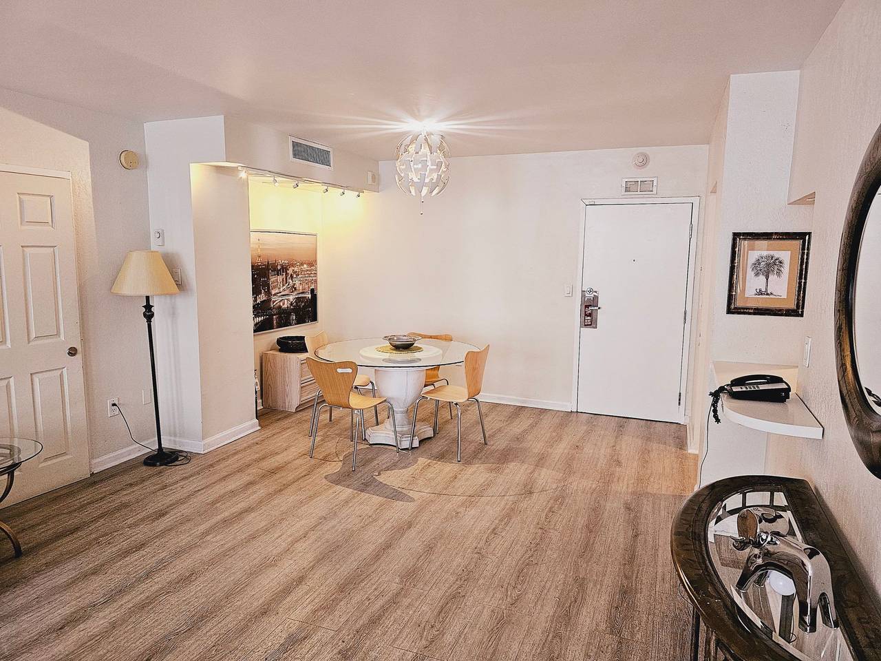 Apartamento entero, 615 Ocean Drive in Fort Lauderdale, Broward County