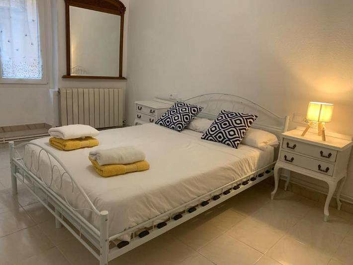 Apartamento de vacaciones para 8 personas, con vistas y terraza en La Rioja