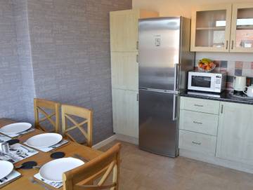 Log Cabin for 6 People in Cromer, Norfolk, Photo 3