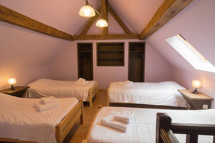 Gîte pour 14 personnes, avec terrasse à Vireux-Wallerand - 2