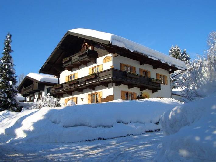 Apartamento vacacional entero, Anna-Maria - apartment with 2 rooms in Reit im Winkl, Alpes Bávaros