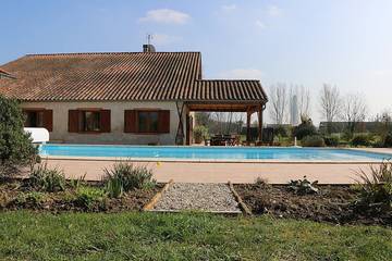 Chambre d’hôte pour 2 personnes, avec piscine et jardin à Lavaur