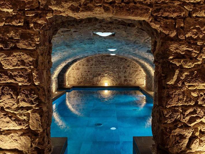 Hôtel pour 2 personnes, avec piscine ainsi que sauna et terrasse, animaux acceptés à Barr