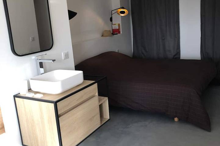 Location de vacances pour 8 personnes, avec terrasse et jardin à Tourtour - 2