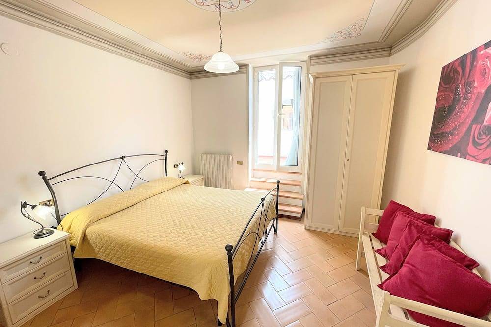 Apartamento entero, Apartamento en el centro de Spoleto con gran terraza soleada con vistas in Spoleto, Provincia de Perugia