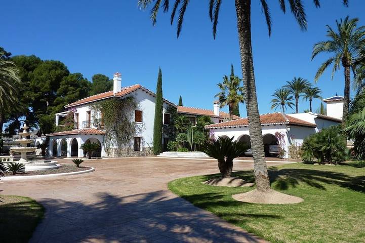 Villa mit pool für 20 Personen, mit Balkon und Garten in Alicante