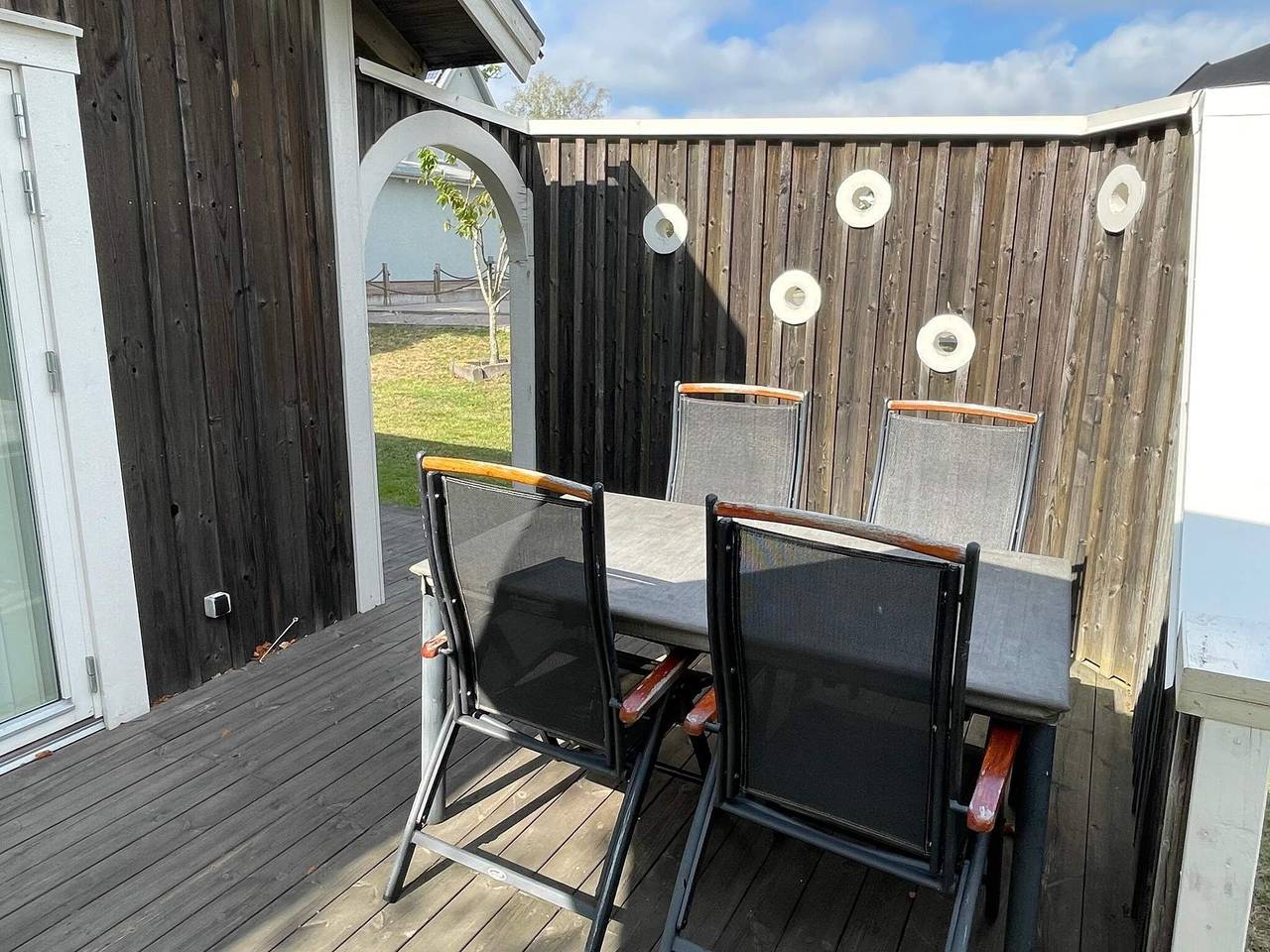 4 stjarniga stuga i Drottningskär in Drottningskär, Svenska Östersjön