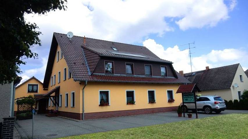 Ferienwohnung für 6 Personen, mit Garten in Lübben