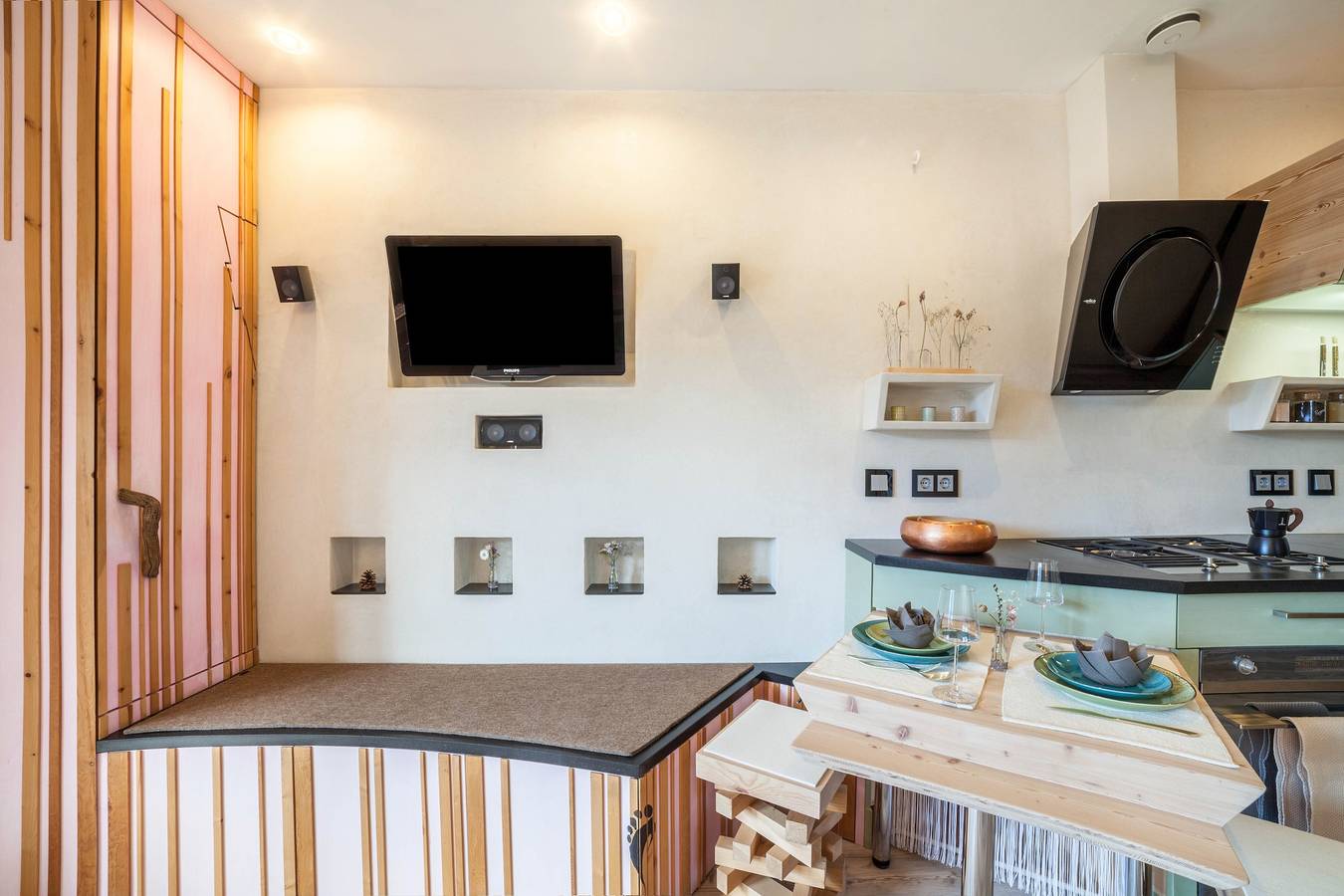 Plat Belvedere met Bergzicht, Gedeeld Zwembad & Wi-Fi, foto 13