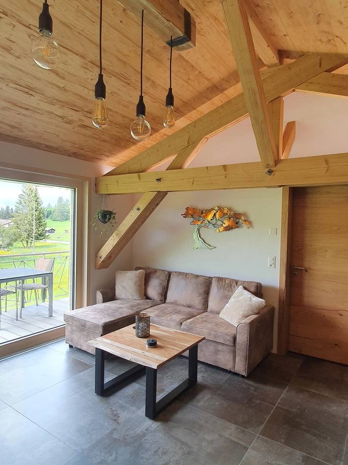 Gîte pour 2 personnes, avec balcon ainsi que jacuzzi et sauna dans Canton du Jura - 4