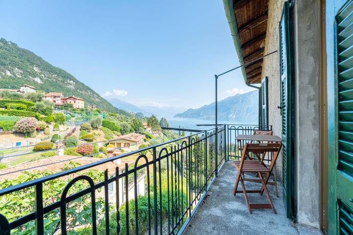 Gîte pour 5 personnes, avec balcon et vue sur le lac à Oliveto Lario