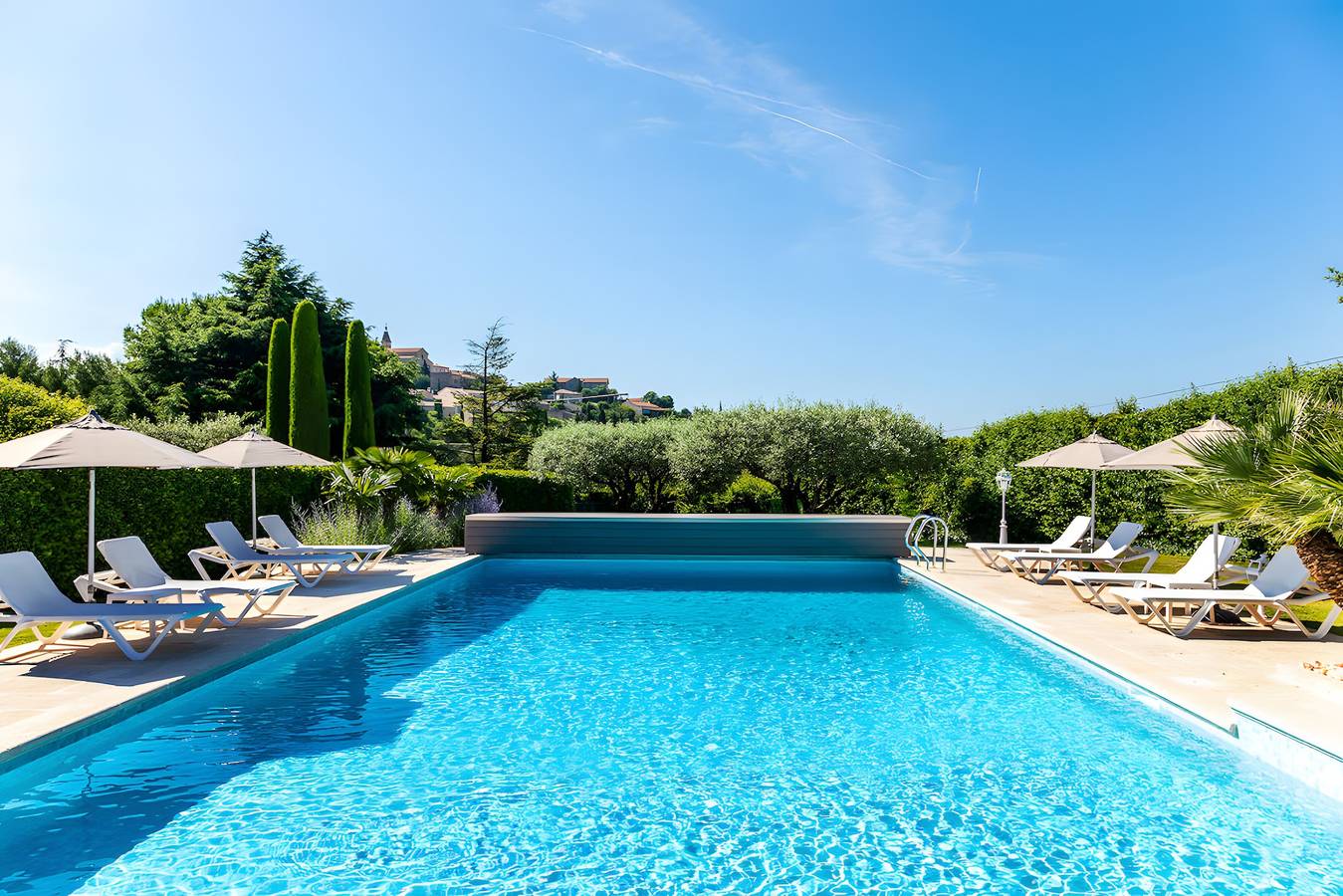 Vakantiehuis 'Fanny' met Uitzicht op de Bergen, Wi-Fi en Airconditioning in Crillon-le-Brave, Parc naturel régional du Mont-Ventoux
