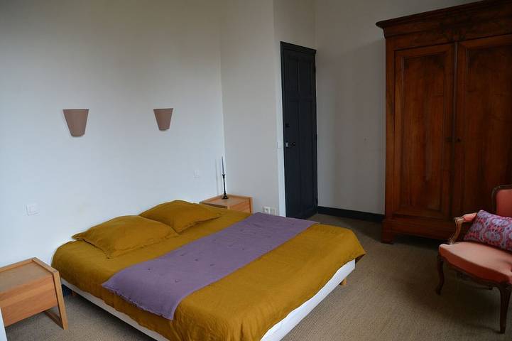 Gîte pour 16 personnes, avec piscine et jardin à Sainte-Gemme - 4