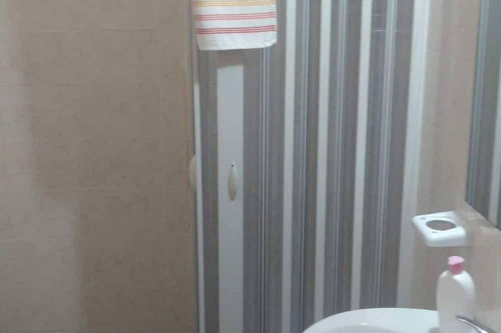 Chambre d'hôtes \"Mucca - La Cantina Del Contadino\" avec piscine partagée, terrasse partagée et Wi-Fi in Rende, Province de Cosenza