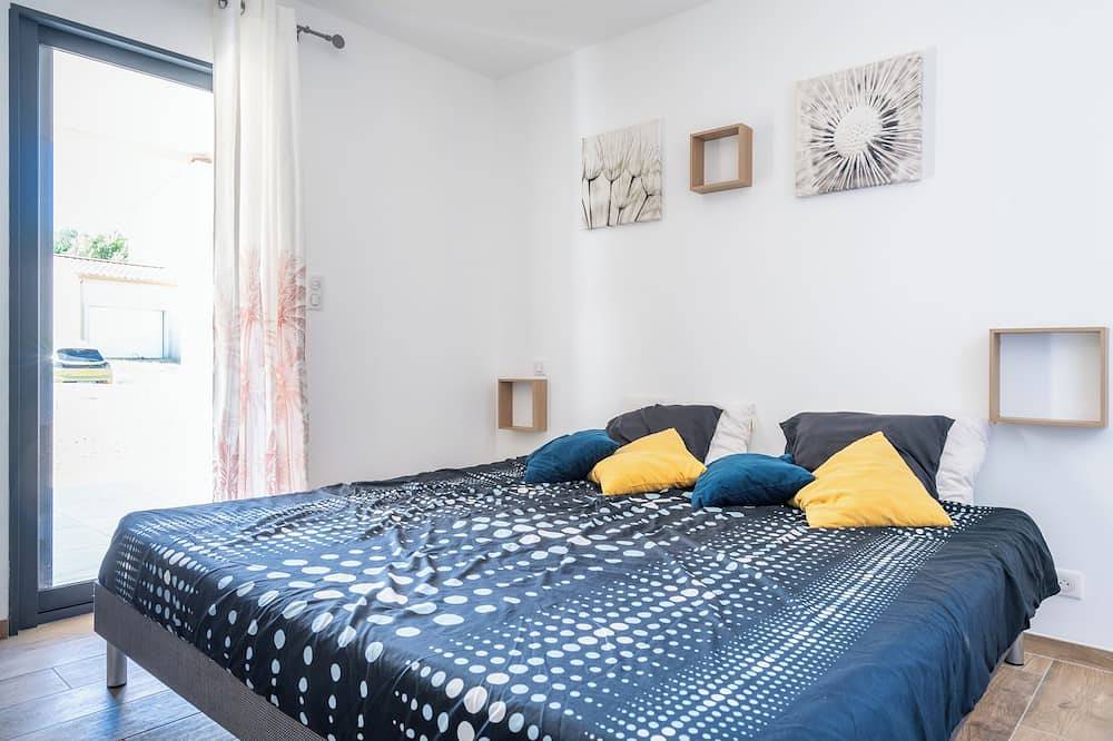 Superbe villa climatisée Proche Uzès, entre Avignon et Nîmes toutes commodités in Connaux, Région de Nîmes