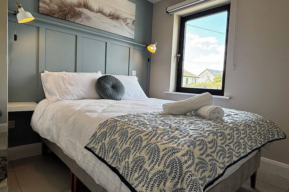 Cannon's Barn | Brand New Renovation | Stylish & New | Ocean Views in Donegal, County Donegal