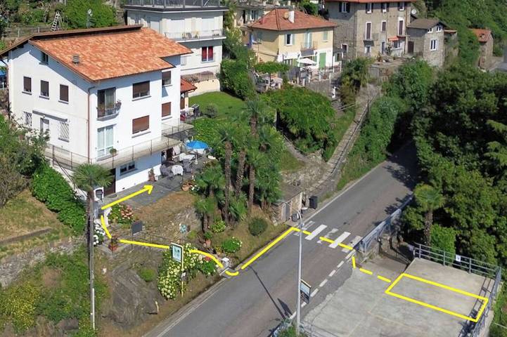 Ganze Wohnung, Schöne Einzimmerwohnung mit Parkplatz; nur wenige Schritte bis zum Strand. in Carmine Inferiore, Comune di Cannobio