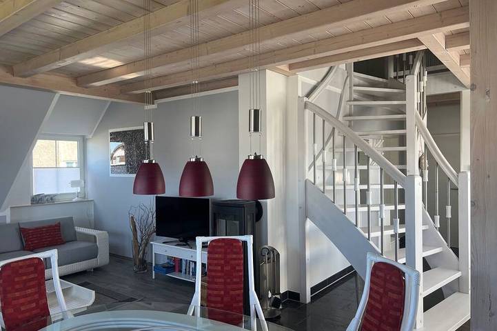 Apartamento entero, 5 star hotel according to Dtv - pure luxury, only 200m from the beach - WLAN free of charge in Dranske, Rügen