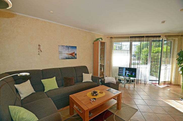 Appartement entier, Appartement de vacances pour 4 personnes avec terrasse in Hauptstrand Glowe, Glowe