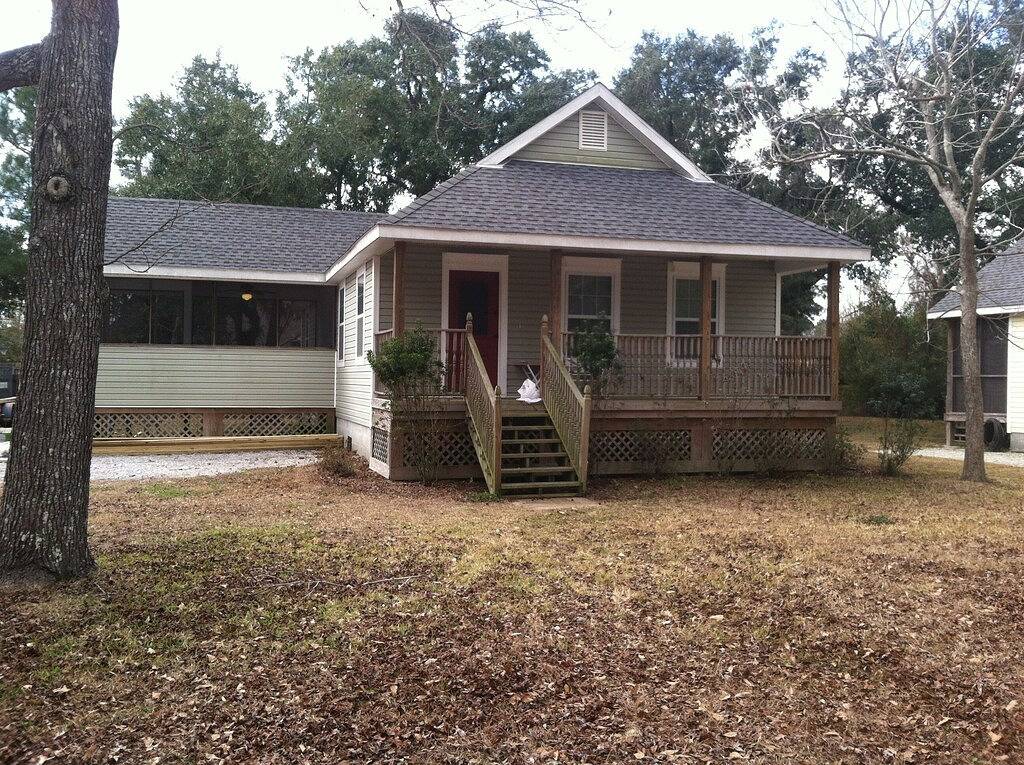 Lake House for 4 Guests in Bay St. Louis, Mississippi Gulf Coast
