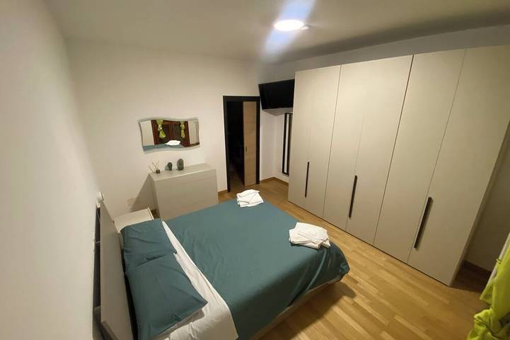 Apartamento entero, Apartment with soul - comfort and authenticity in the center of Novara\" in Novara, Provincia de Novara