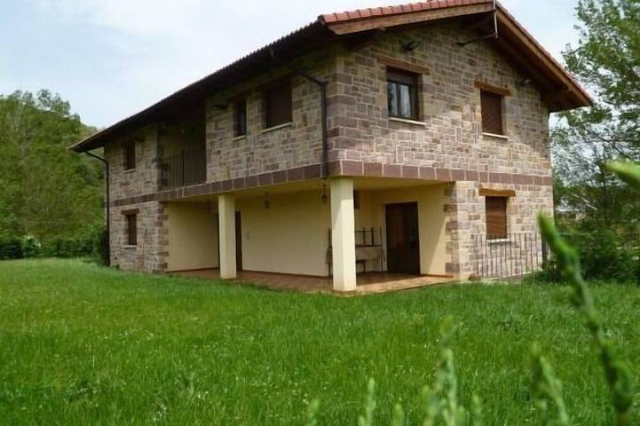Casa rural para 10 personas, con jardín, Se admiten mascotas - 1