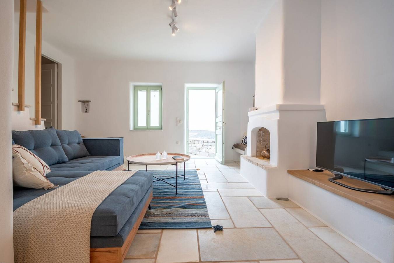 Villa for 8 People in Paros, Paros Regional Unit