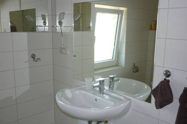 Ferienwohnung für 4 Personen, mit Terrasse und Garten in Byhleguhre-Byhlen - 3