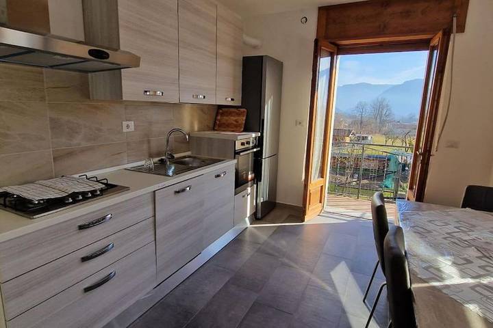 Appartamento per 4 persone, con Balcone e Terrazza nonché Giardino e Panorama a Pedavena