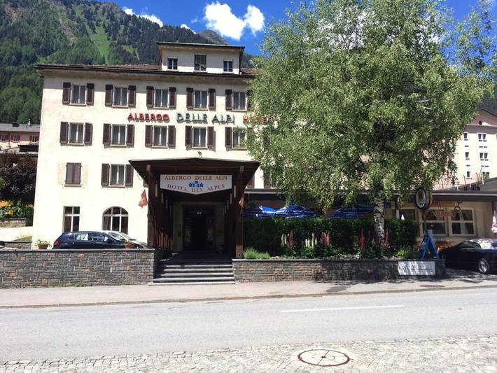 Hotel für 8 Personen, mit Terrasse in Airolo